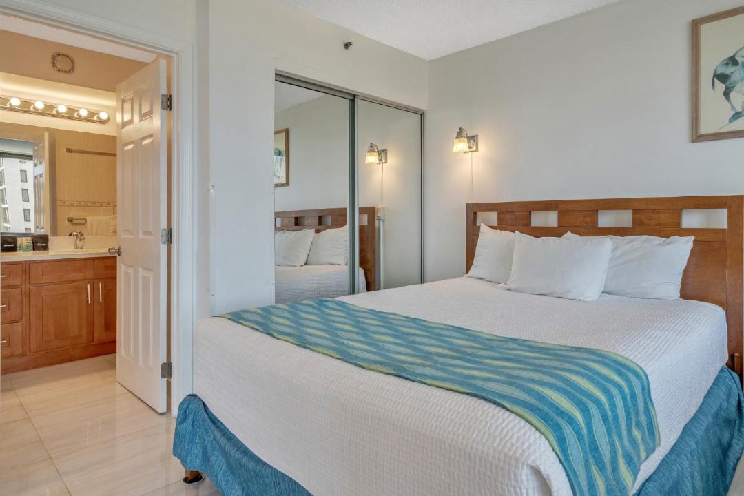 Photo of Bedroom in Honolulu