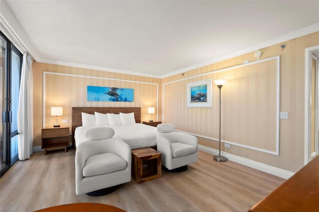 Photo of Others in Waikiki