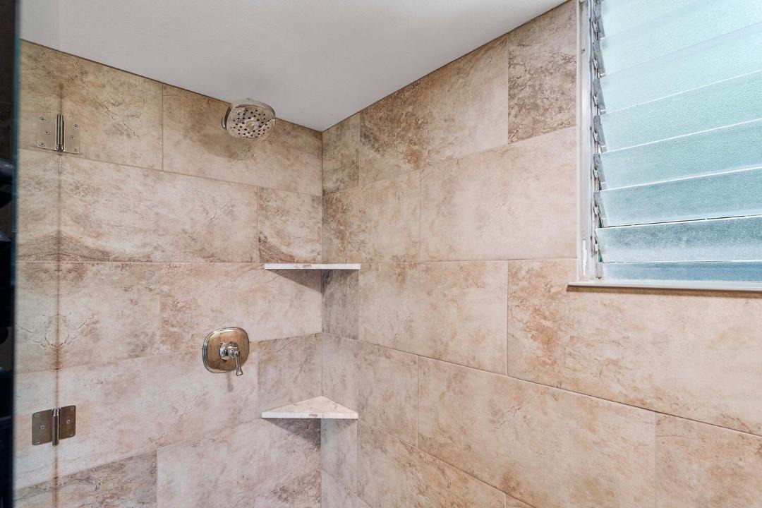 Photo of Bathroom in Keauhou