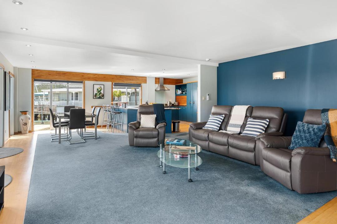 Photo of Livingroom in Opua