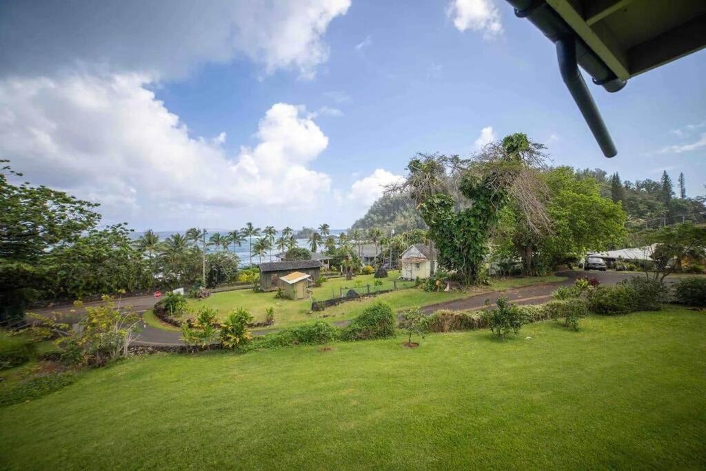 Photo of Others in Hana