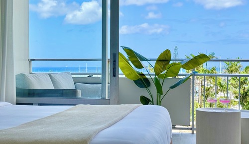 Ocean View House, 2-bedroom 2-bathroom, Full Kitchen, 5-Minute Walk to Beach