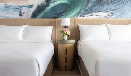 Room, 2 Queen Beds, Partial Ocean View
