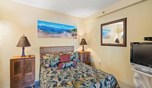 Condo, 2 Bedrooms (1102)