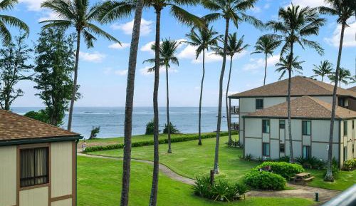 Two-Bedroom Apartment with Partial Ocean View