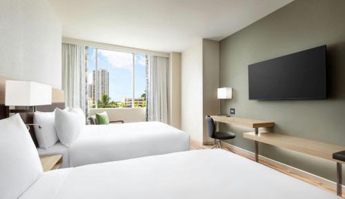 Queen Room with Two Queen Beds and City View