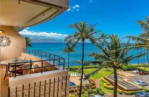 Maalaea Condo | Island Sands by Coldwell Banker Island Vacations