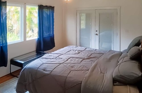 Leilani Estates House | Tropical home in secluded locale near Kehena Black Sand Beach