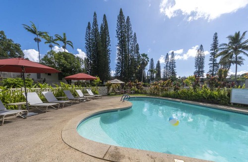 Princeville Hotel | Ensuring a Very Comfortable & Memorable Stay! Free Parking Onsite, Pool!