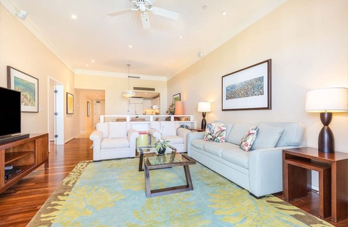 Kahuku Condo | Turtle Bay Villas 311 by Gather: Beachfront w/Shared Pool/Spa/AC