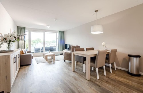 Merenwijk Apartment | Spacious and luxurious first flloor apartment with balcony- Kaag (13)