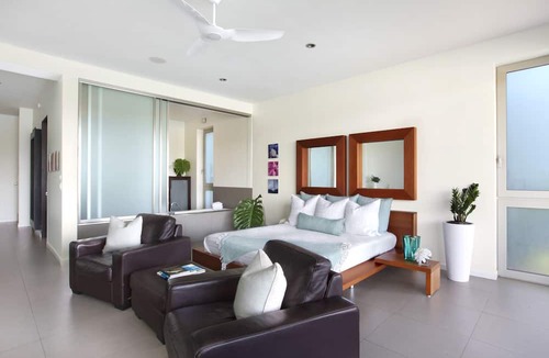 Lihue Condo | Breathtaking Oceanfront Suite @ Kalapaki Bay