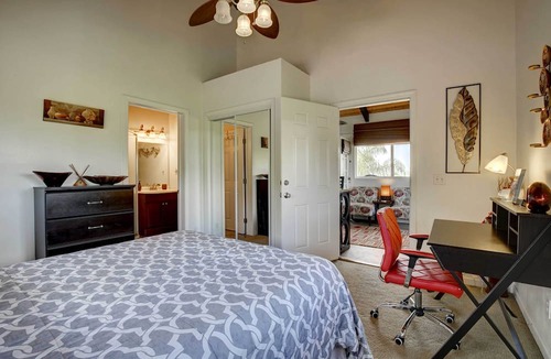 Kalaoa Cottage | Charming Kailua-Kona Apartment Near Hiking & Golf!