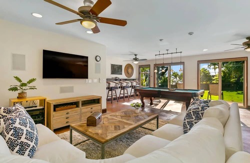 Poipu House | Kauai Luxury home, Private Pool & Spa, walk to the beach, restaurants and shops