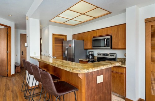 Waikoloa Condo | Updated 1-Bed 1.5-Bath Mountain Views Near Beach