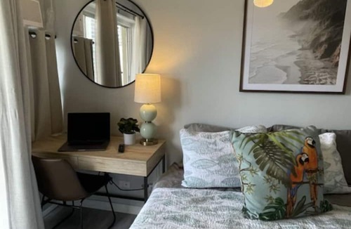 Waikiki Condo | Penthouse Studio in Waikiki - 25% Off Monthly Stays!