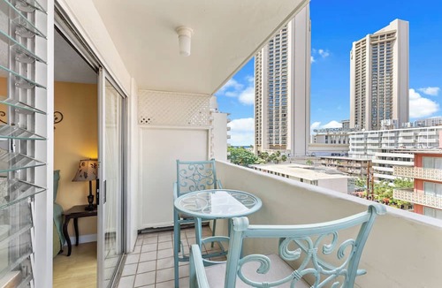 Waikiki Condo | Large Studio - 2 Decks - 2 Short Blocks From Beach - #703-A