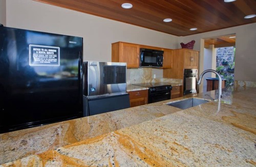 Wailea Condo | Wailea Elua #1204 – Beachfront Haven with Stunning Views and Pristine Grounds