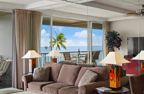 Kaanapali Condo | Whaler 456 Spectacular Views And Close To Everything