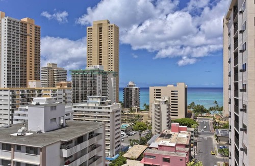Waikiki Condo | Waikiki Ocean View Suite! Free Parking, Full Kitchen, 5-min walk to beach!