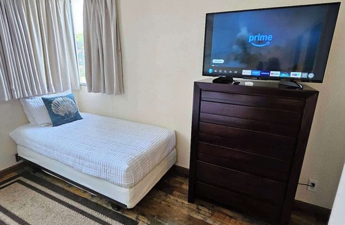 Kahana Condo | OCEAN and MOUNTAIN view corner 2 bdrm unit - Royal Kahana 220