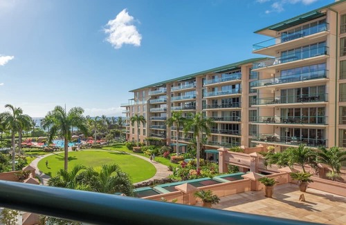 Kaanapali Condo | Honua Kai | Ocean View Studio Sleeps 4 | Car Incl. w/6+ Nights | HKH-423 by KBM