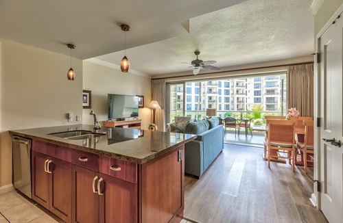 Honokowai Condo | KLVR presents*Honua Kai* H208*2nd floor*QUIET area