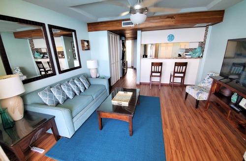 Makaha Condo | Permitted Hawaiian Princess - High floor, amazing view, ocean, turtles, sunsets