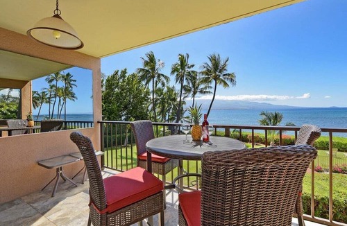 Maalaea Condo | OceanFront 1BD Amazing Ocean Views - Maalaea Banyans 203