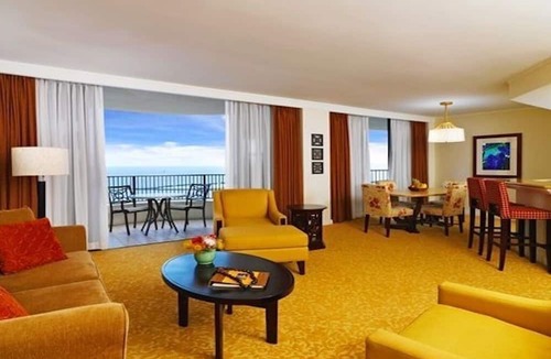 Waikiki Condo | Gorgeous Hilton Hawaiian Village 2 bedroom villa. Beautiful beach!