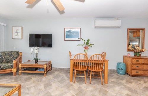 Kahana Condo | Ocean View Kahana 2BR w/secluded beach,pool, AC,2 Lanai's-Maui Condo Rental