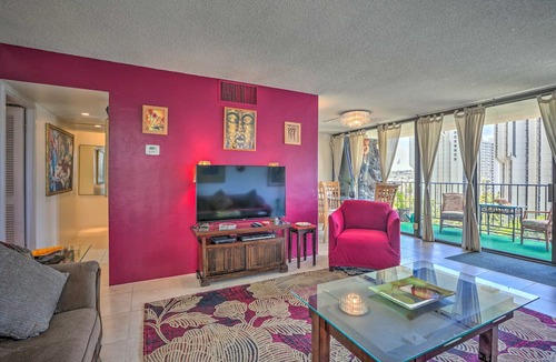 Waikiki Condo | Waikiki 2 bd - 2 blocks from the beach