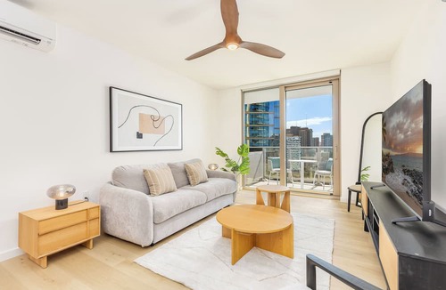 Ala Moana Condo | Luxury Ocean View High-Rise Condo at Sky Ala Moana w/Amazing Amenities