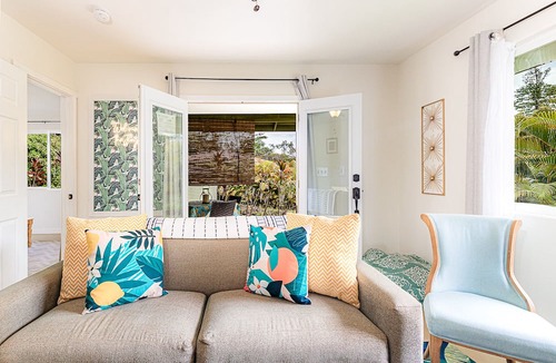 Keaau House | Jungle Estate - 3 Cottages, 1.5 Acres and a POOL Sleeps 9
