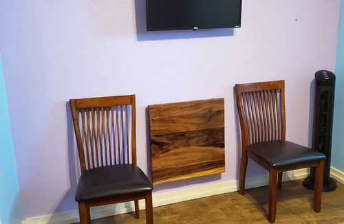 Wailuku Apartment | Budget Downtown Studio-J w/Queen Bed, Micro-Kitchen AC, WIFI & 4 free Streamers
