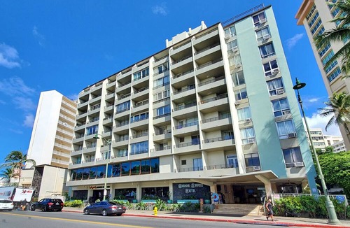 Waikiki Condo | Waikiki Grand Hotel® 605—Queen-Bed Beachy Studio 𓂃𓂃 ོ⋆☀︎𓂃⛱𓂃2 Guests