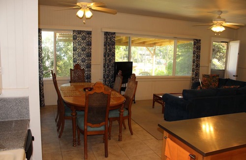 Hilo House | Best Hilo Location @ Richardsons Beach Park, Swimming, Snorkeling Sleeps 8-Save$