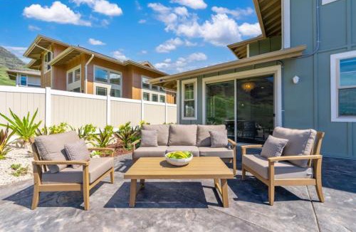 Makaha Valley House | Kalo Homes - Moana Beach Cottage