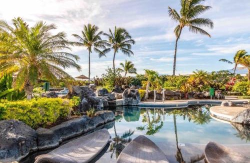 Waikoloa Apartment | Halii Kai Villas Ocean View 7 BR Sleeps 20 Great for Families Complimentary Car with 6 Nights HLI ML-3872 by KBM