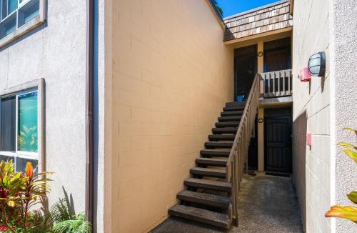 Napili House | Walk to Napili Bay Beach! Mtn-View Lahaina Condo