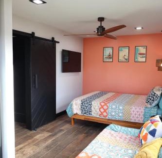 Laie House | SUNRISE at LAIE Private Beachfront Luxury Home with AC