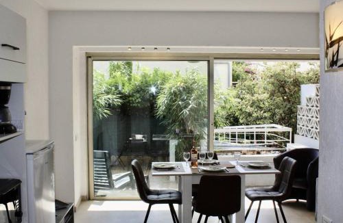 Villeneuve Loubet Beach Apartment | Appartement RDC à Villeneuve-Loubet - 2 Pièces, 45m², 4 Couchages, Plage à 100m - FR-1-252A-113