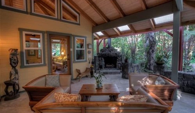 Volcano Mist Cottage