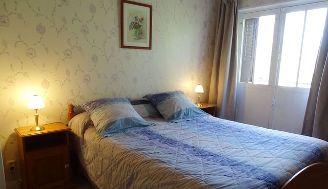 Guestroom Ligny-le-Ribault, studio flat, 4 persons in Ligny-le-Ribault