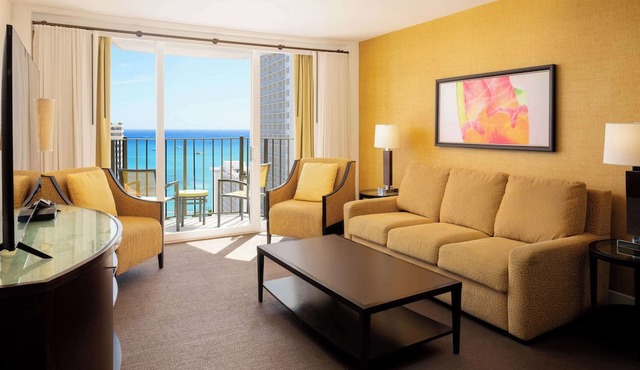 Hilton Waikiki Beach Resort & Spa