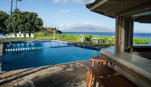 Walking Distance to Alii Kahekili Beach! Ocean View Unit, Outdoor Pool