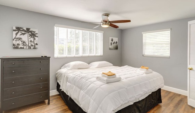 Bright Pinellas Park Getaway w/Private Pool! in Pinellas Park