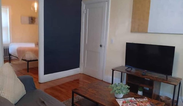 The East Loft at Dartmouth Avenue *New 1 Bed-Apt.