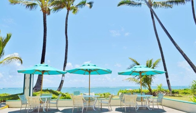 Luxury Beachfront Condo with View