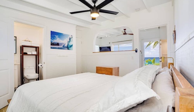 Gardenia @ Ke Iki Beach Bungalows ~ Daily Free Yoga~Sauna~Cold Plunge~AC